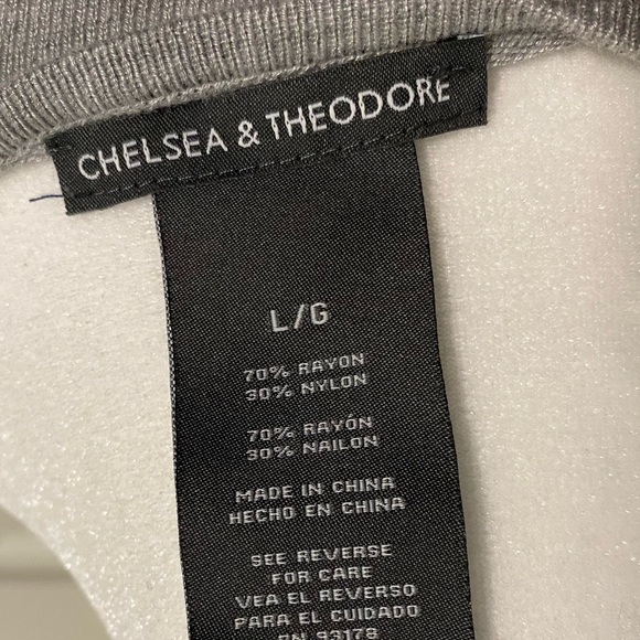 Chelsea and Theodore Tunic Sweater - Picture 6 of 6